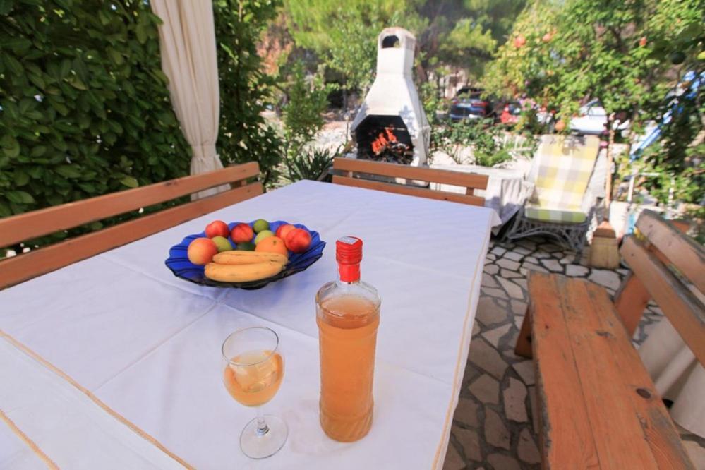 Apartments Milan Рогозниця Екстер'єр фото
